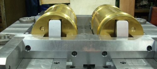 Vstřikovací a vyfukovací formy GK/ZK